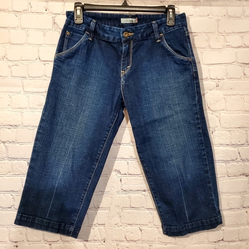 Levi's 545 Jeans Stretch Mid Rise Cropped Capri